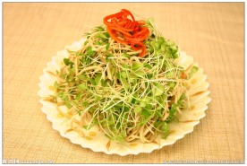 香春苗拌豆腐丝