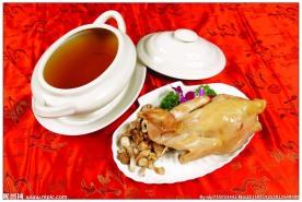 松茸菌炖老鸡