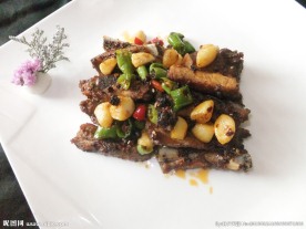 蒜香排骨      排骨