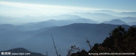 鸡足山