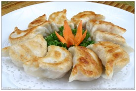 鸡汁锅贴