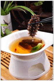 羊肚菌炖辽参