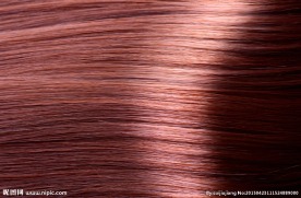 柔顺红色发丝