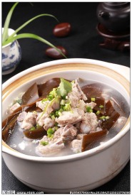 海带炖排骨