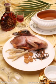 冬虫草炖水鸭
