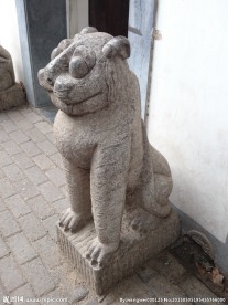798园区小兽雕像