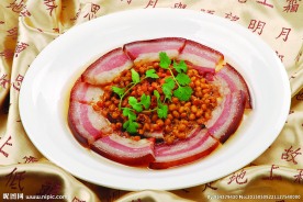 清蒸大块腊肉