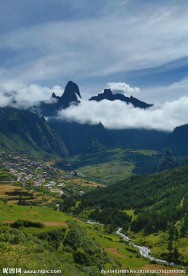 扎尕那山