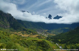 扎尕那山