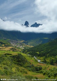 扎尕那山
