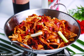 锅仔珍菌牛腩