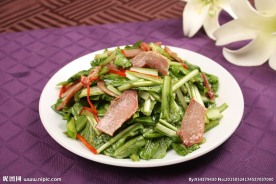 小白菜拌肉片