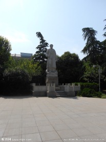 雕像图片