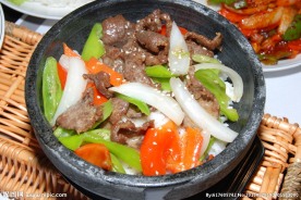 牛肉石锅拌饭