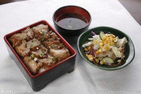 照烧鸡排饭