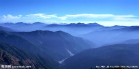 山 山峰 高峰 云端