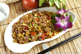 酸辣鸡胗