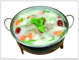 锅仔萝卜羊肉