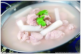 锅仔萝卜羊肉