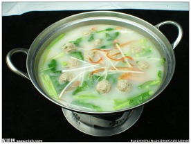 锅仔菠菜羊肉丸子