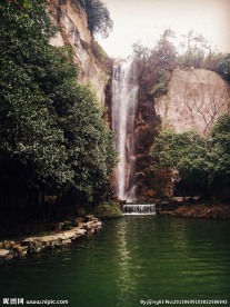 绍兴柯岩瀑布