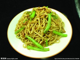 扁豆肉丝炒面