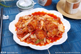 辣白菜炒五花肉