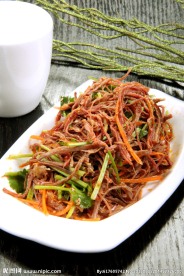 手撕牛肉