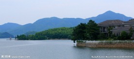 四明湖湖景