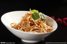 葱丝拌豆腐