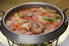 牛肉烩时蔬