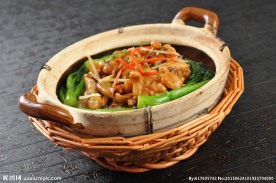 牛蛙煲仔饭