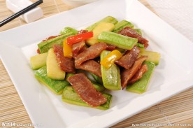 小瓜炒猪颈肉