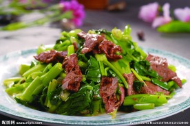 猪肝炒菠菜