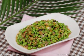 酸菜肉沫炒蚕豆
