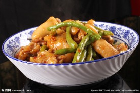 四季豆焖猪脚