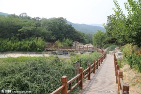 木栈道