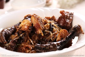 本地鸡炖蘑粉