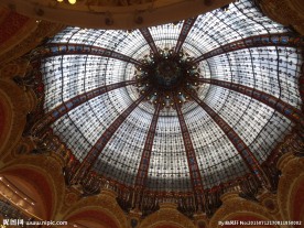 法国巴黎老佛爷百货公司的穹顶
