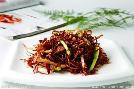 茶树菇爆鲜鱿