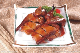 脆皮乳鸽