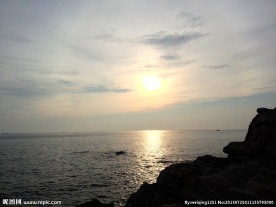 海边的夕阳