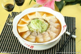大白菜五花肉炖豆腐