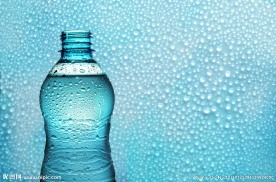 矿泉水