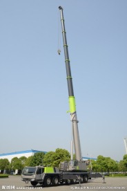 中联QAY300 起臂图