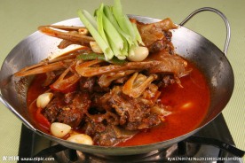 干锅鸭下巴