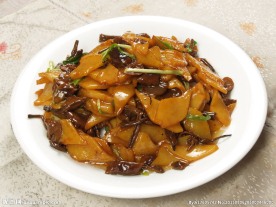 黄蘑土豆片