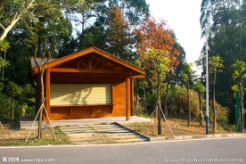 山中小房屋