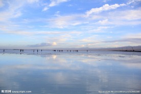 察尔汗盐湖