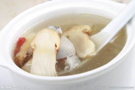 松茸炖甲鱼